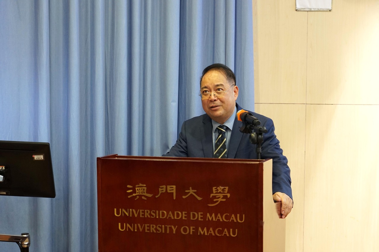 Dean Fan Lianghuo, Faculty of Education, University of Macau, delivers remarks  